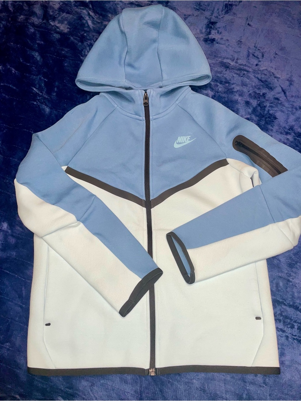 NIKE TECH SET SZ L